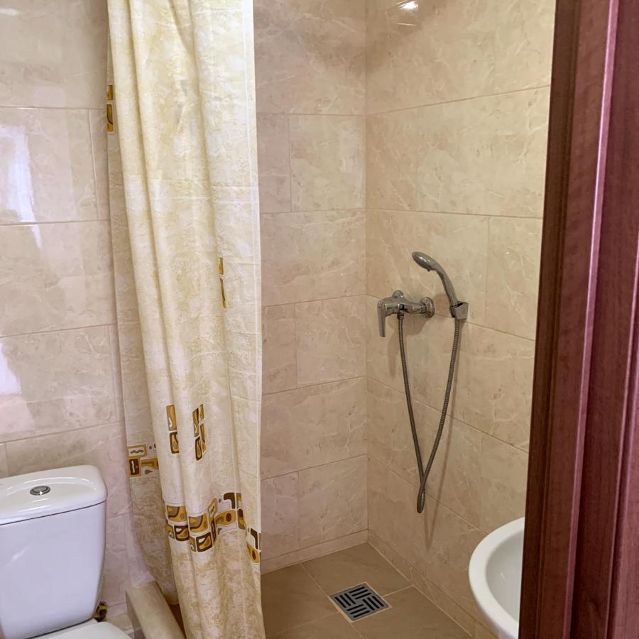 Guest House Santin Tjornomorsk Eksteriør billede