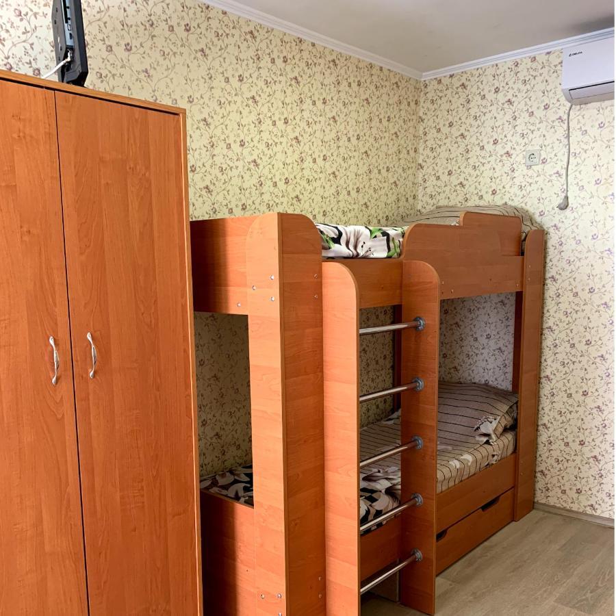 Guest House Santin Tjornomorsk Eksteriør billede